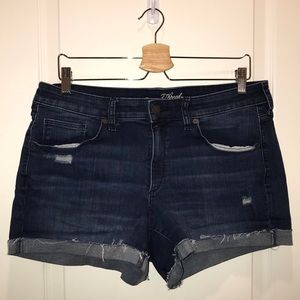 UT Mid Rise Midi distressed cuffed jean shorts